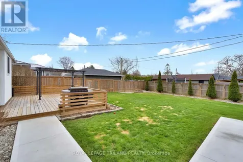 19 Sparta Street St. Thomas ON N5R 5H1