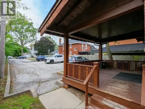 1279 Ouellette Avenue Windsor ON N8X 1J3