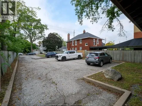 1279 Ouellette Avenue Windsor ON N8X 1J3
