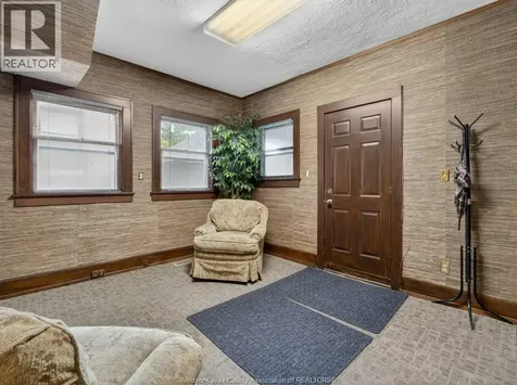1279 Ouellette Avenue Windsor ON N8X 1J3