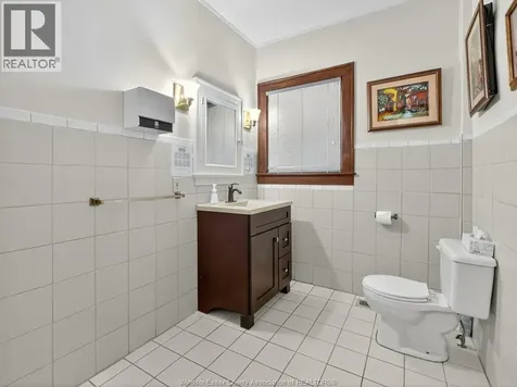 1279 Ouellette Avenue Windsor ON N8X 1J3