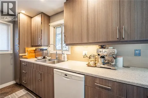 211 Dixon Street Kitchener ON N2G 3E8