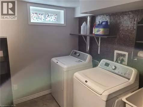 211 Dixon Street Kitchener ON N2G 3E8