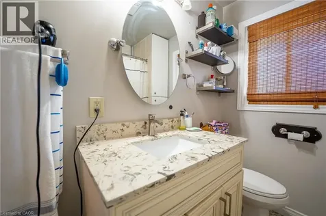 211 Dixon Street Kitchener ON N2G 3E8
