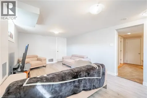 211 Dixon Street Kitchener ON N2G 3E8