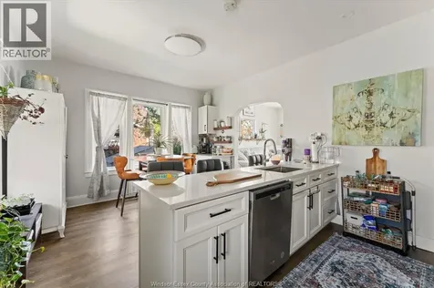 283 Villaire Windsor ON N8S 2J1