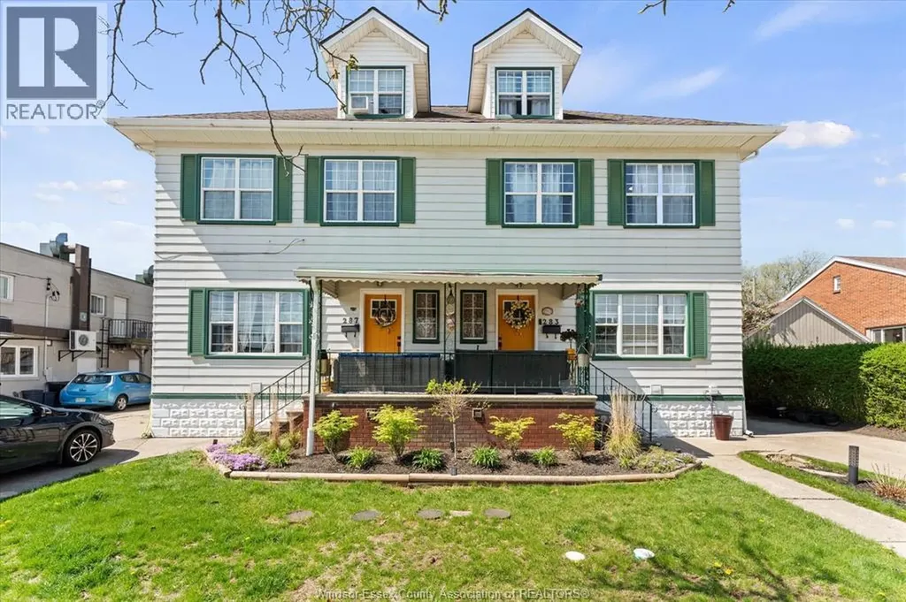283-287 Villaire Windsor ON N8S 2J1