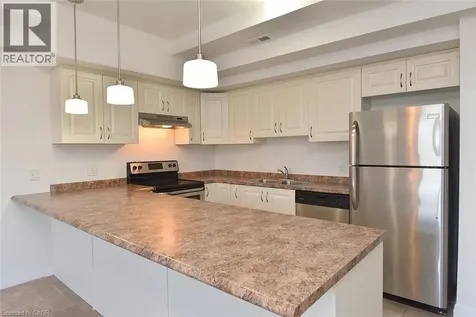 170 Rockhaven Lane Hamilton ON L8B 1B5