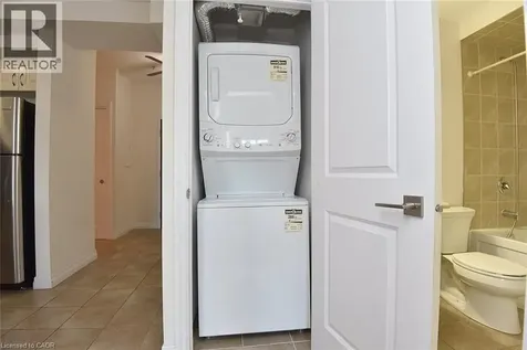 170 Rockhaven Lane Hamilton ON L8B 1B5