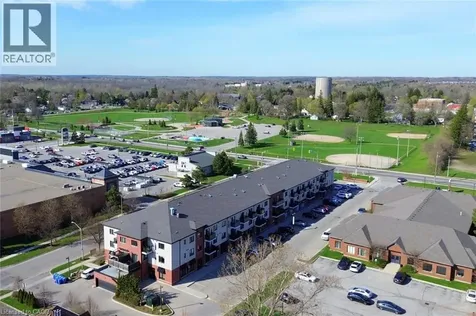 170 Rockhaven Lane Hamilton ON L8B 1B5