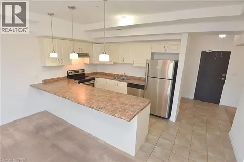 170 Rockhaven Lane Hamilton ON L8B 1B5
