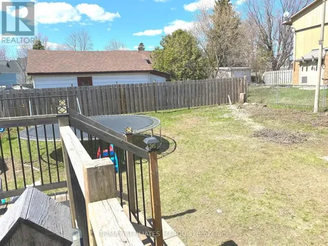 33 Mary Street Smiths Falls ON K7A 3R2