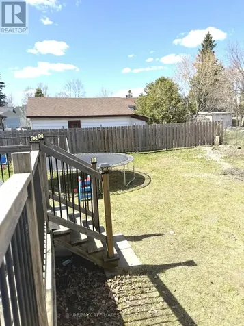 33 Mary Street Smiths Falls ON K7A 3R2