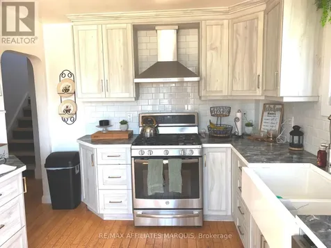 33 Mary Street Smiths Falls ON K7A 3R2