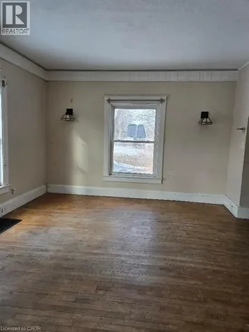 4340 Elgin Street Niagara Falls ON L2E 2X8