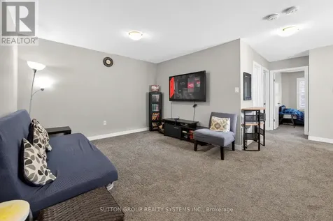917 Robert Ferrie Drive Kitchener ON N2R 0P2