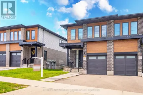 917 Robert Ferrie Drive Kitchener ON N2R 0P2