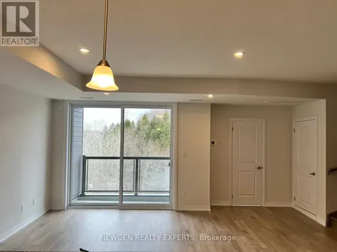 261 Woodbine Ave Avenue Kitchener ON N2R 0S7