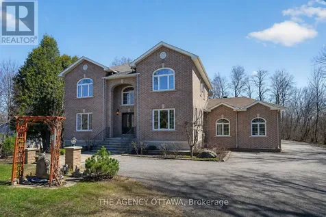 4633 Albion Road Ottawa ON K1X 1A4