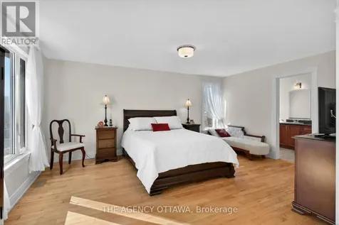 4633 Albion Road Ottawa ON K1X 1A4