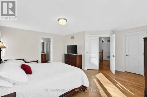 4633 Albion Road Ottawa ON K1X 1A4