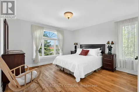 4633 Albion Road Ottawa ON K1X 1A4