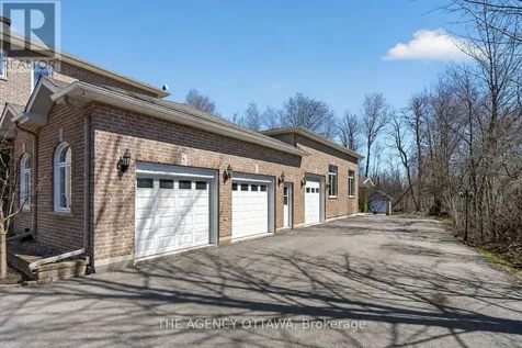 4633 Albion Road Ottawa ON K1X 1A4