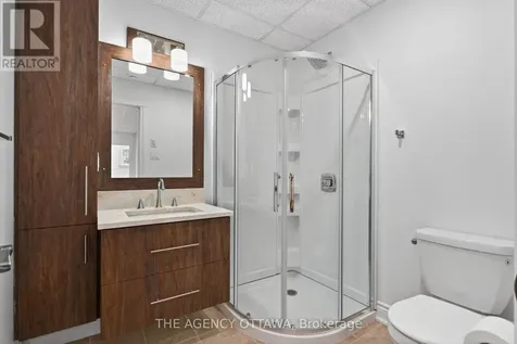 4633 Albion Road Ottawa ON K1X 1A4