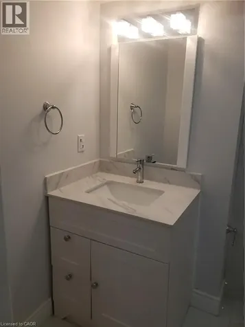 18 Forest Grove Lane Kitchener ON N2R 0G3