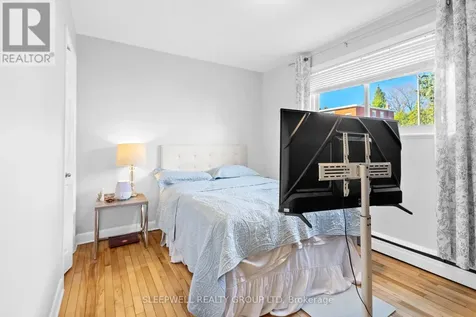 473 Vernon Avenue Ottawa ON K1K 1A8