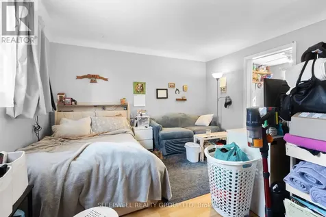 473 Vernon Avenue Ottawa ON K1K 1A8