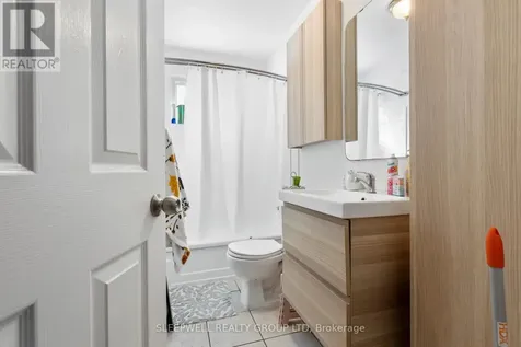 473 Vernon Avenue Ottawa ON K1K 1A8