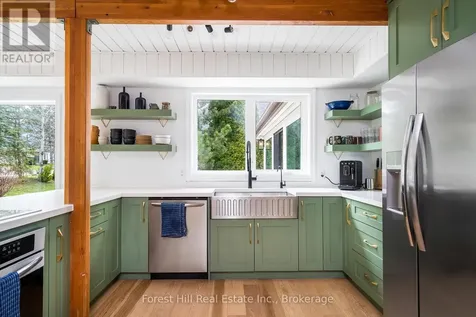144 Brooker Boulevard Blue Mountains ON L9Y 0L4