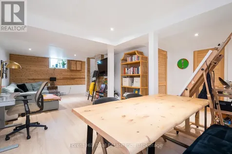 144 Brooker Boulevard Blue Mountains ON L9Y 0L4
