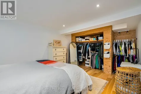 144 Brooker Boulevard Blue Mountains ON L9Y 0L4