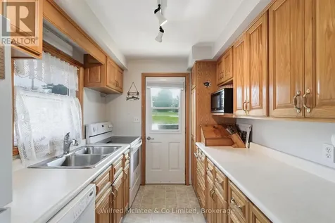 834 Pike Bay Road Northern Bruce Peninsula ON N0H 2T0