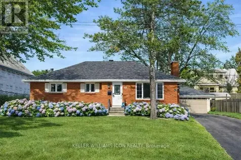 45 Epworth Avenue Ottawa ON K2G 2L8