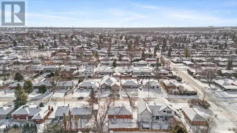 45 Epworth Avenue Ottawa ON K2G 2L8