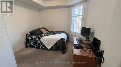 13 Eaton Park Lane Toronto (l'amoreaux) ON M1W 0A5