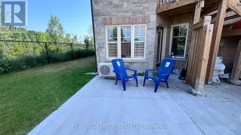 13 Eaton Park Lane Toronto (l'amoreaux) ON M1W 0A5