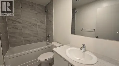 16 Melbourne Avenue St. Catharines ON L2P 0G5
