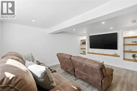 401 Lighthouse Drive Dunnville ON N1A 2W6