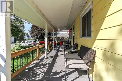 27 Peel Street Penetanguishene ON L9M 1A5