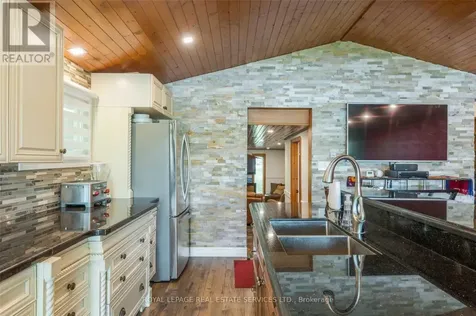 5374 Close Point Road Hamilton Township ON K0K 2E0