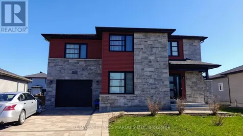 369 Belfort Crescent Cornwall ON K6H 0H4