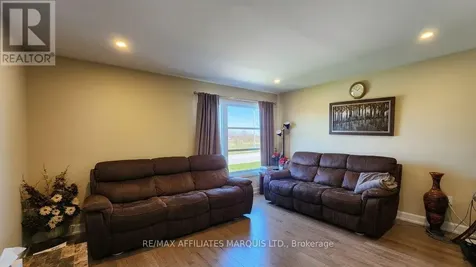 369 Belfort Crescent Cornwall ON K6H 0H4