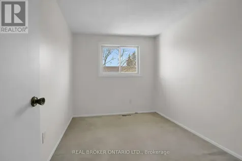 88 Clarkson Crescent Ottawa ON K2L 3E2