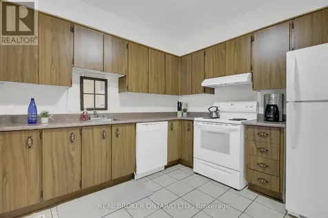 88 Clarkson Crescent Ottawa ON K2L 3E2