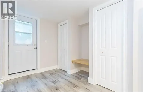 255 York Road Dundas ON L9H 1N1