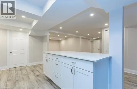 255 York Road Dundas ON L9H 1N1